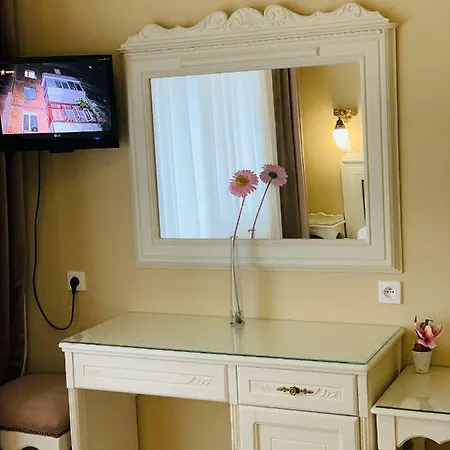 Luxury лакшери מלון בוקובל